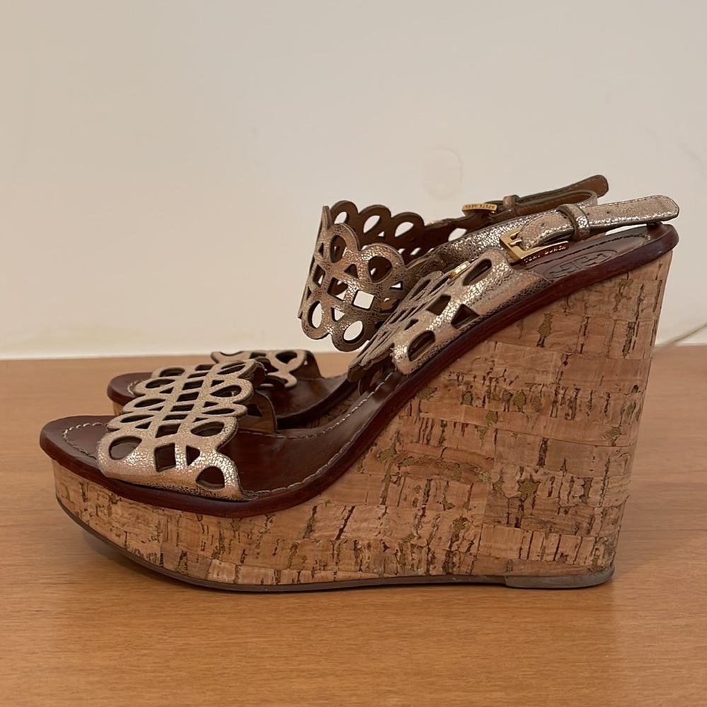 Tory Burch Lace Detail Cork Wedges - Silver + Brown - Size 7.5 - Picture 2 of 10